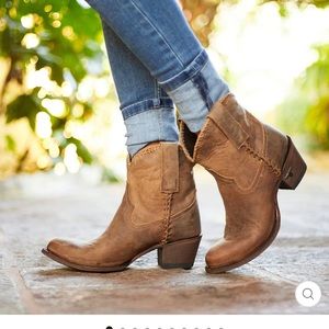 Lane Plain Jane shortie cowboy boots